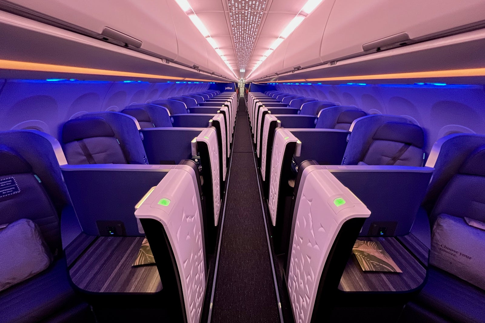 JetBlue Mint Studio Suite Airbus A321LR New York London