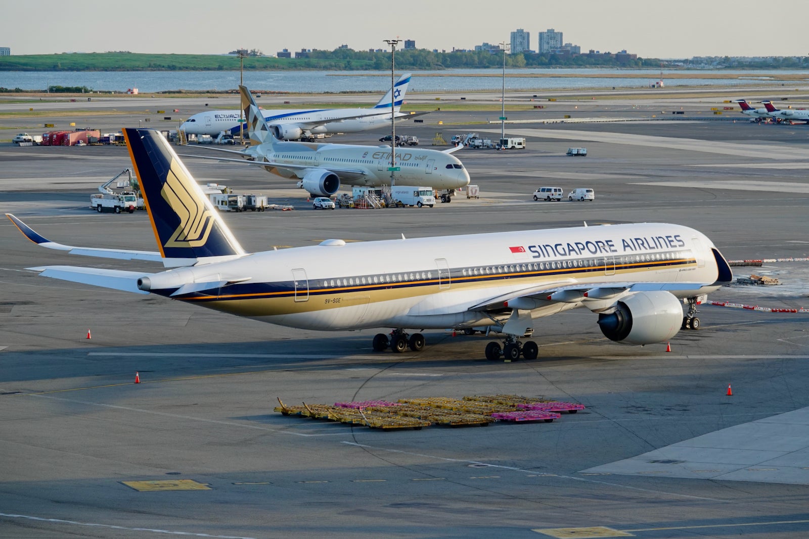 Singapore Airlines Airbus A350