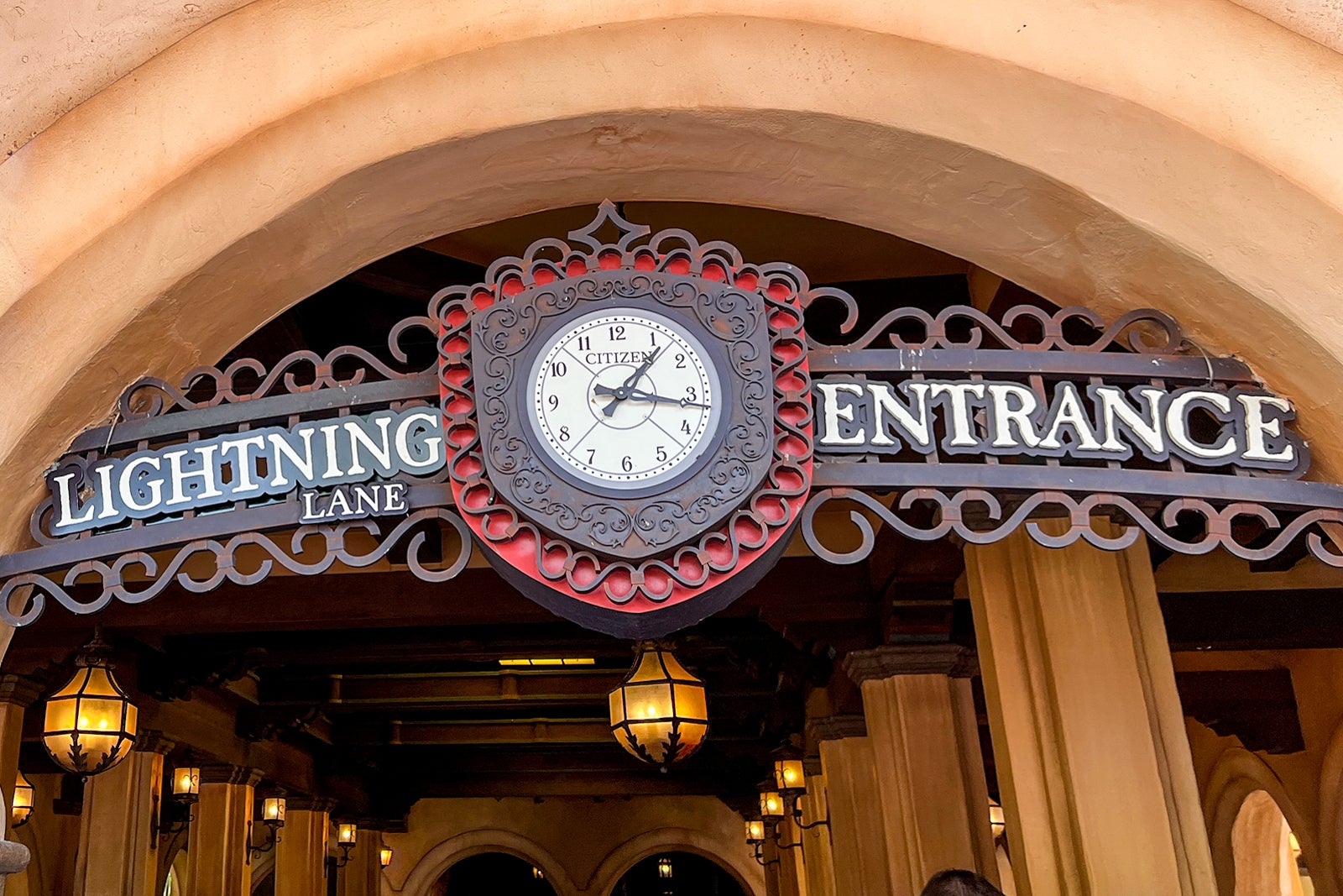 Here's how to save money at Disney in 2025 - The Points Guy