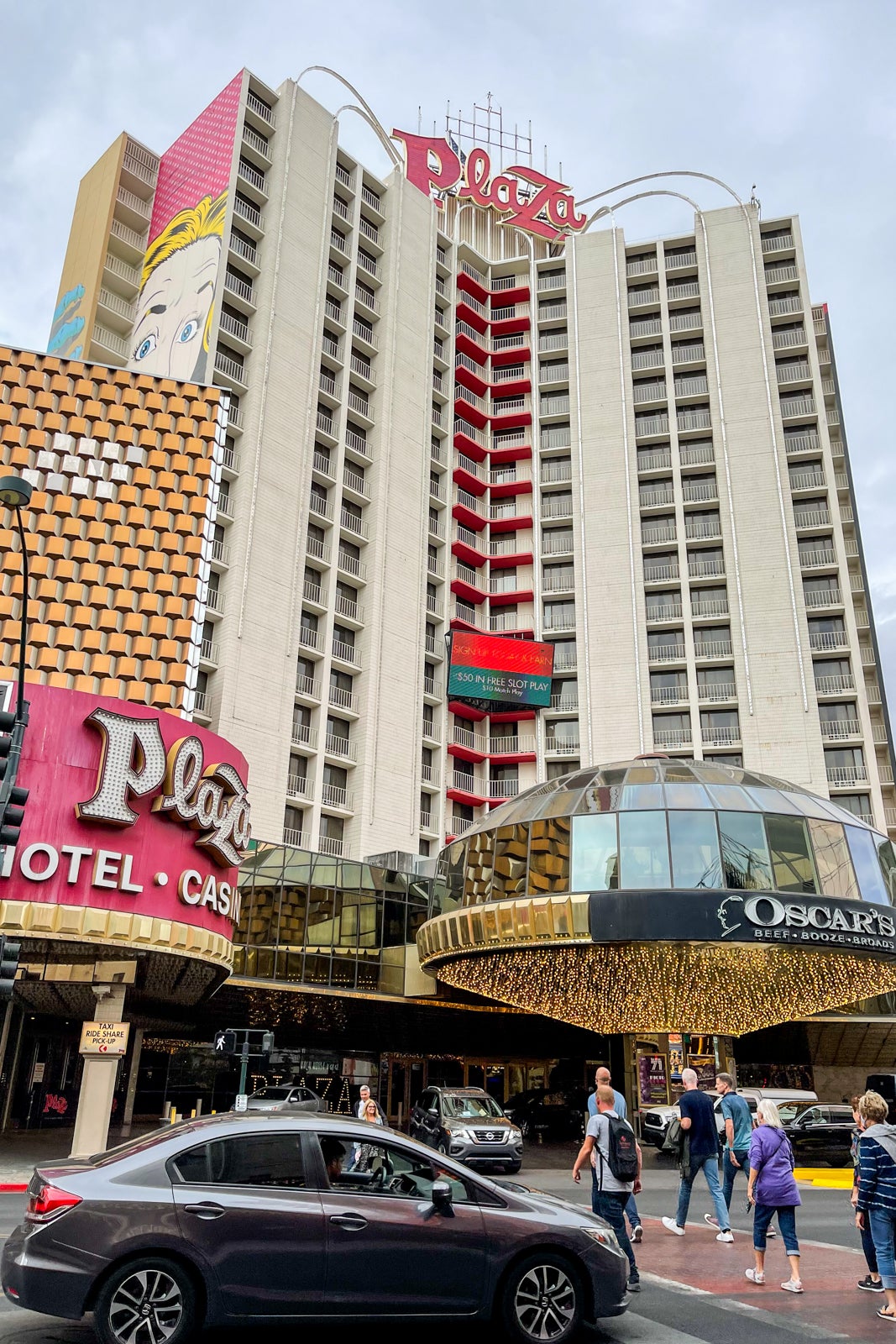 Everything you need to know about Las Vegas casino loyalty programs - The  Points Guy