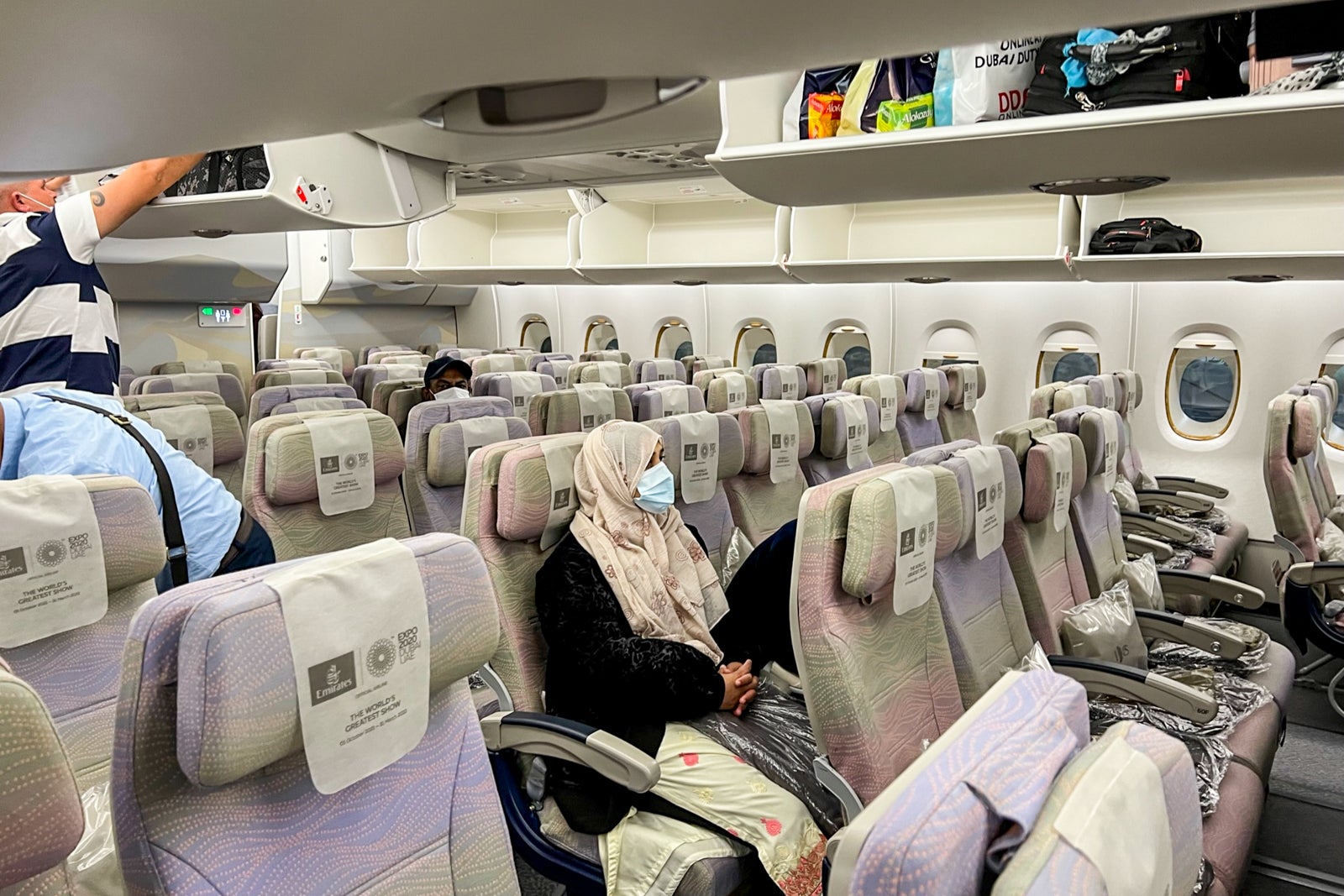 A Tale Of Two Cabins A Review Of Emirates First Class And Economy Fro Act One Art 
