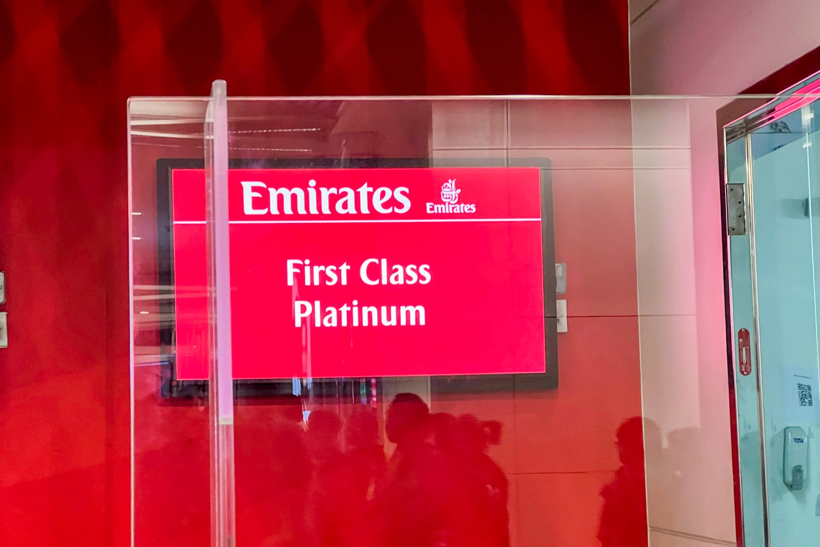 emirates economy trip report