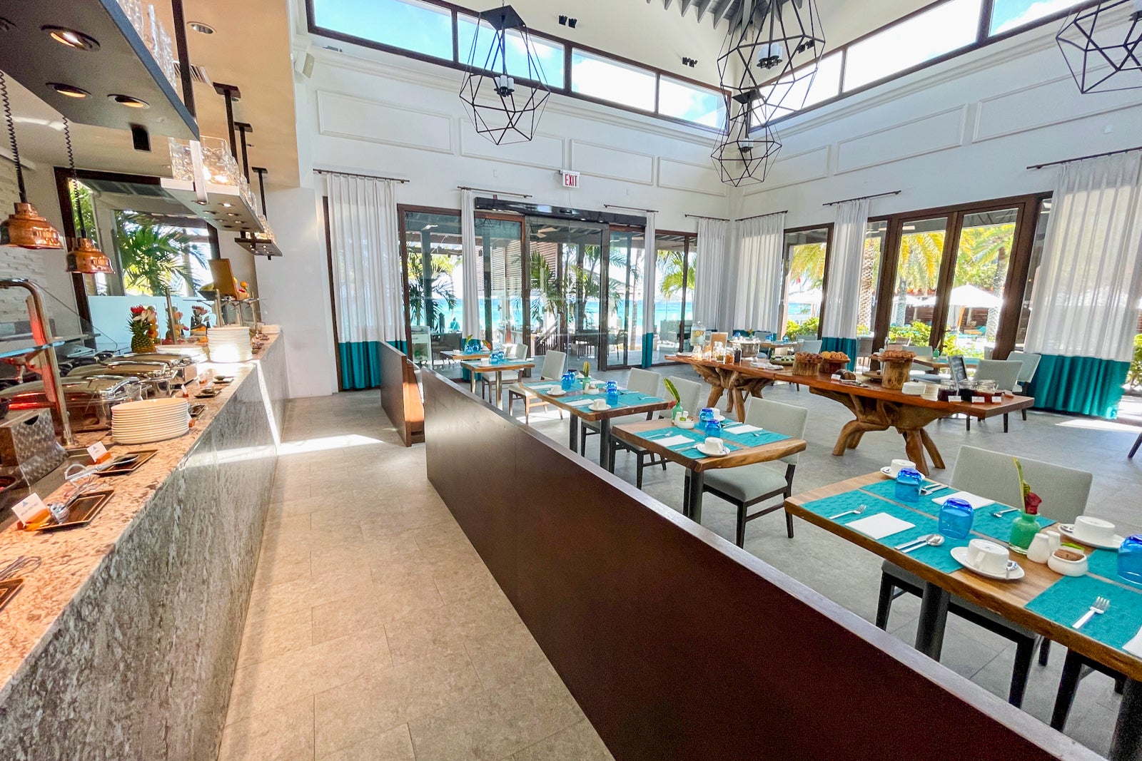 Hilton eliminates free breakfast for elites at U.S. hotels - The Points Guy