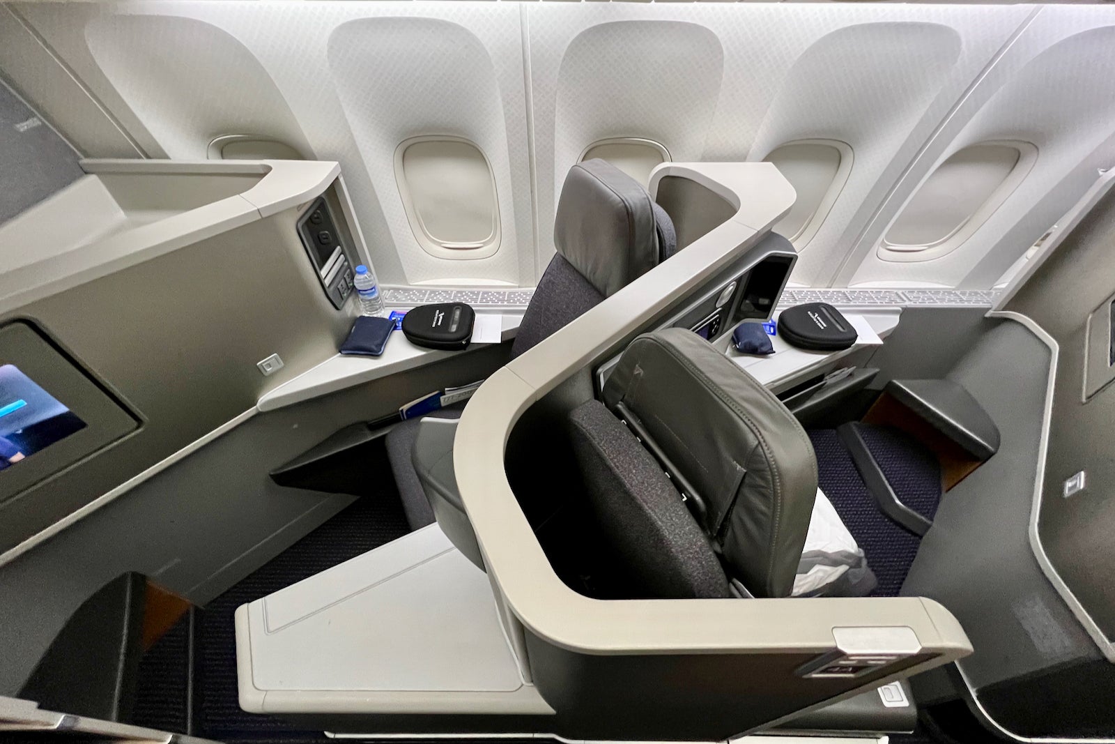 The one thing that American should fix about long-haul business class ...