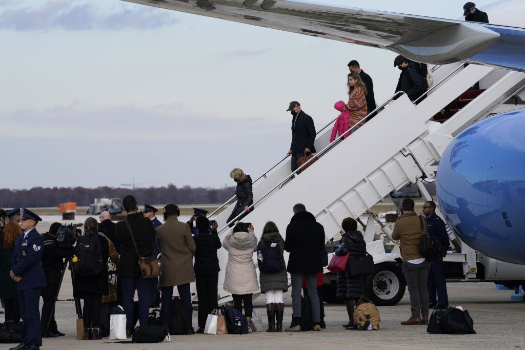 President Biden Returns To White House From Thanksgiving Vacation