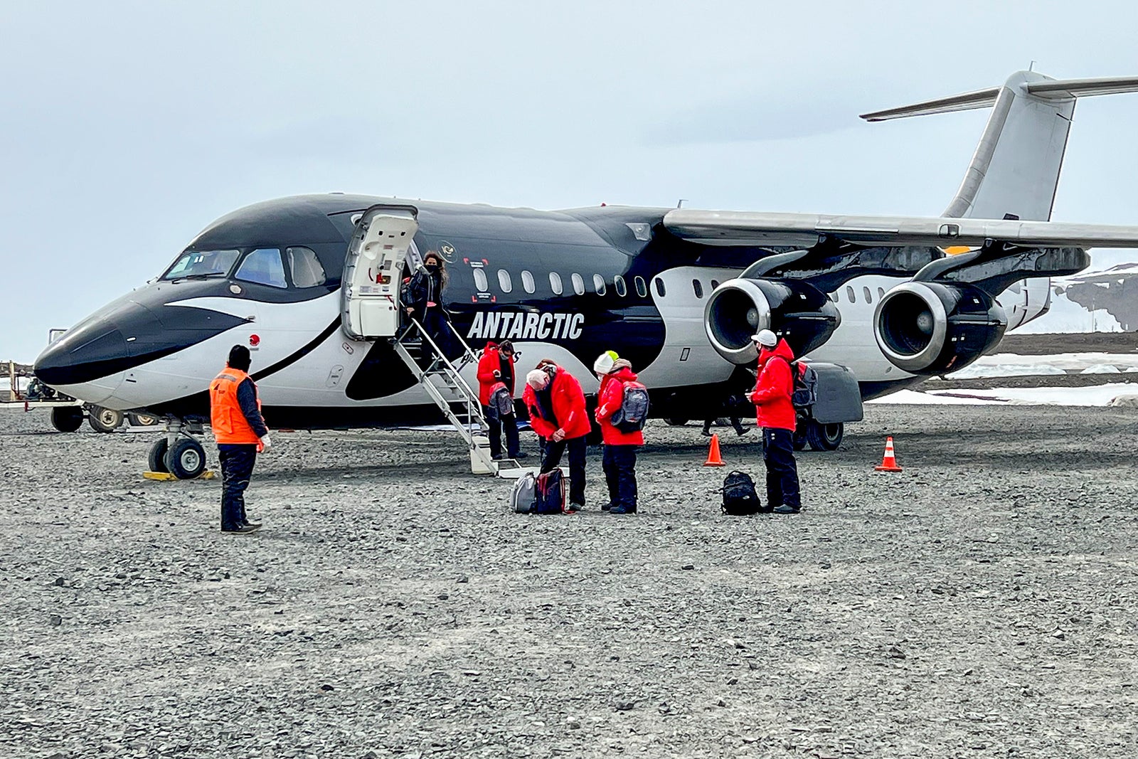 tourist flights over antarctica