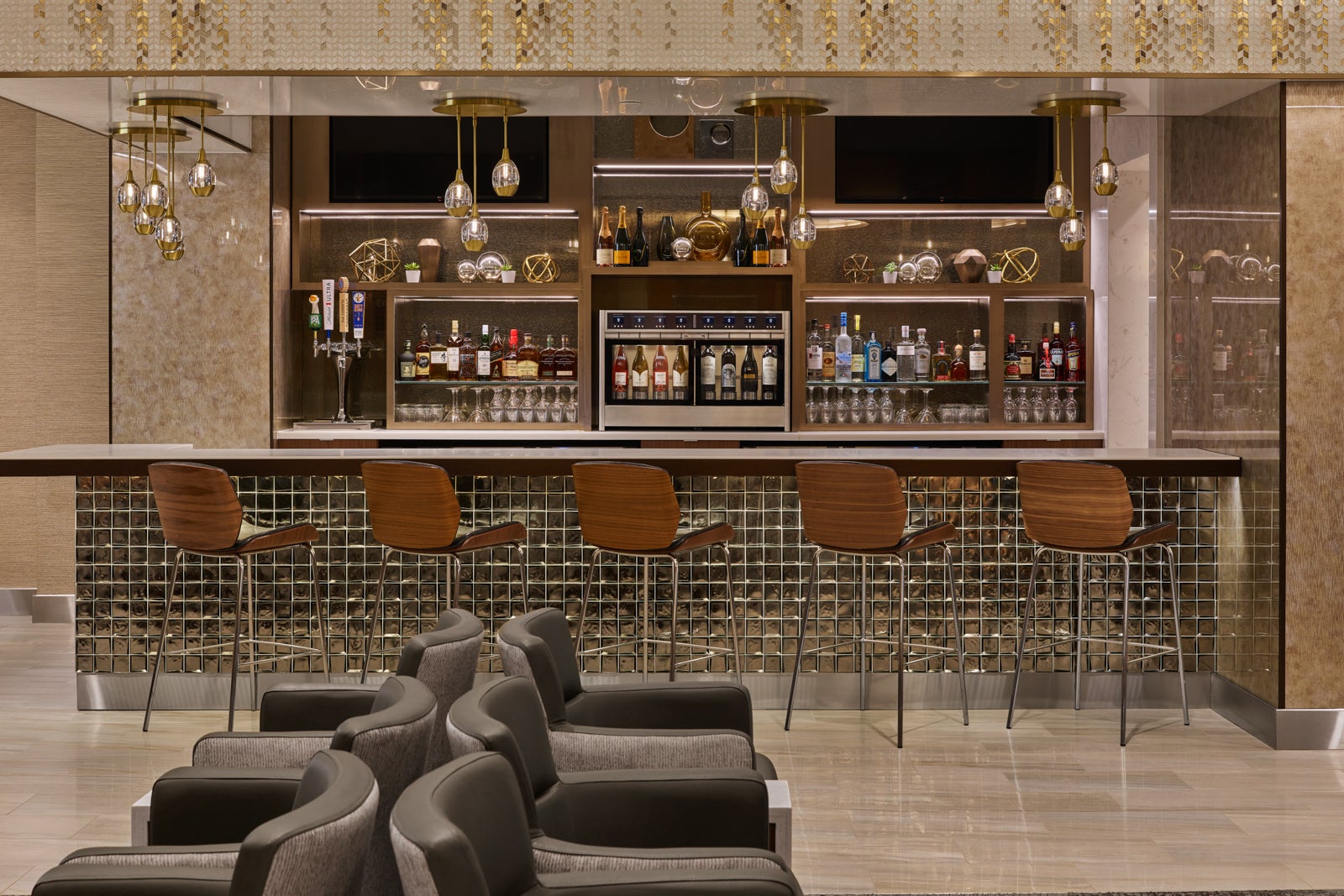 Delta opens new boutique Sky Club at its Detroit hub - The Points Guy