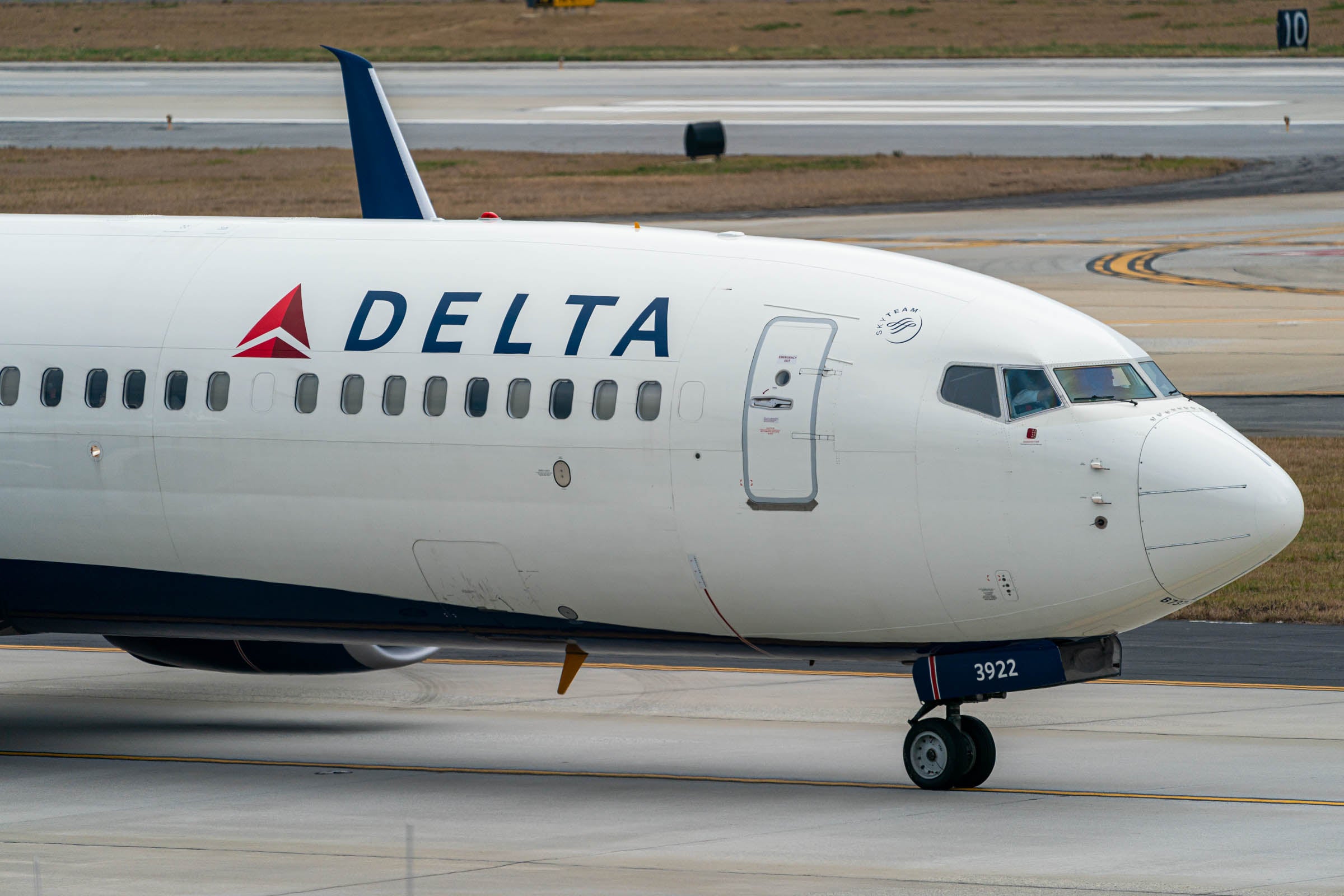 Delta Stock Boeing 737-900