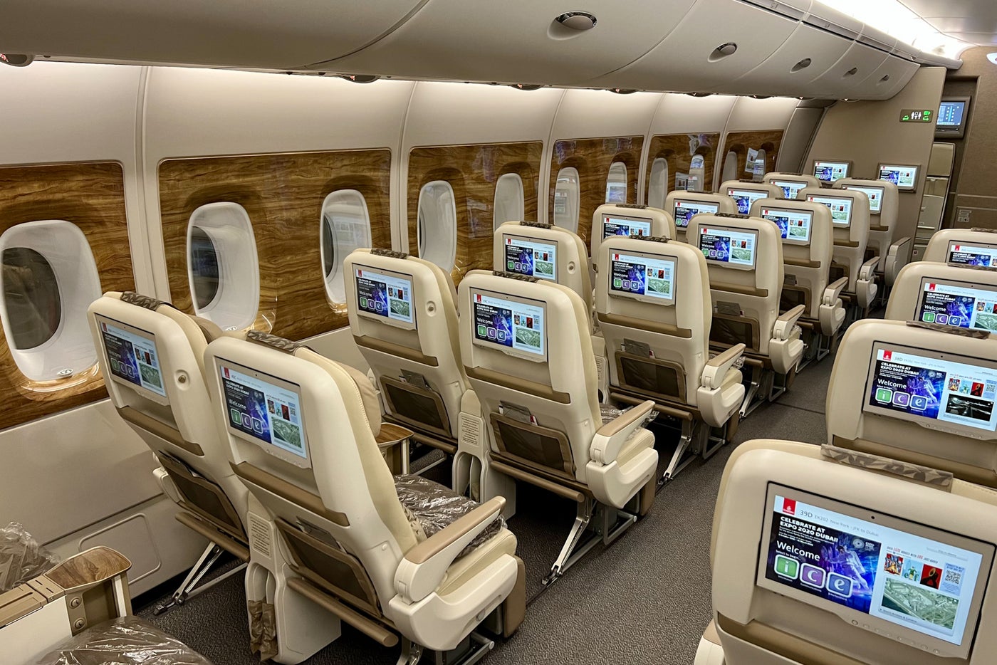 14 things that caught me off guard in Emirates' new premium economy