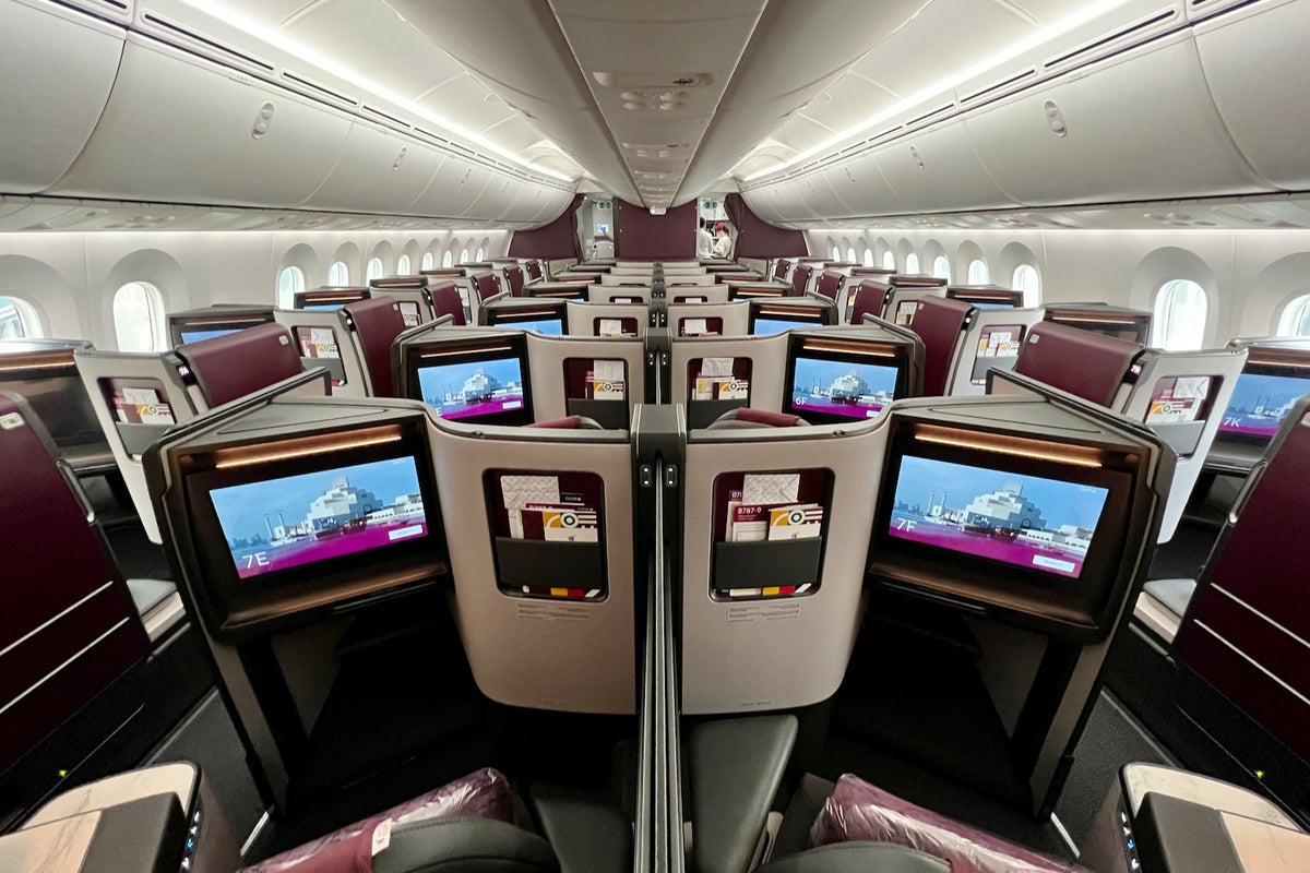 Should you redeem Avios through British Airways or Qatar Airways? The