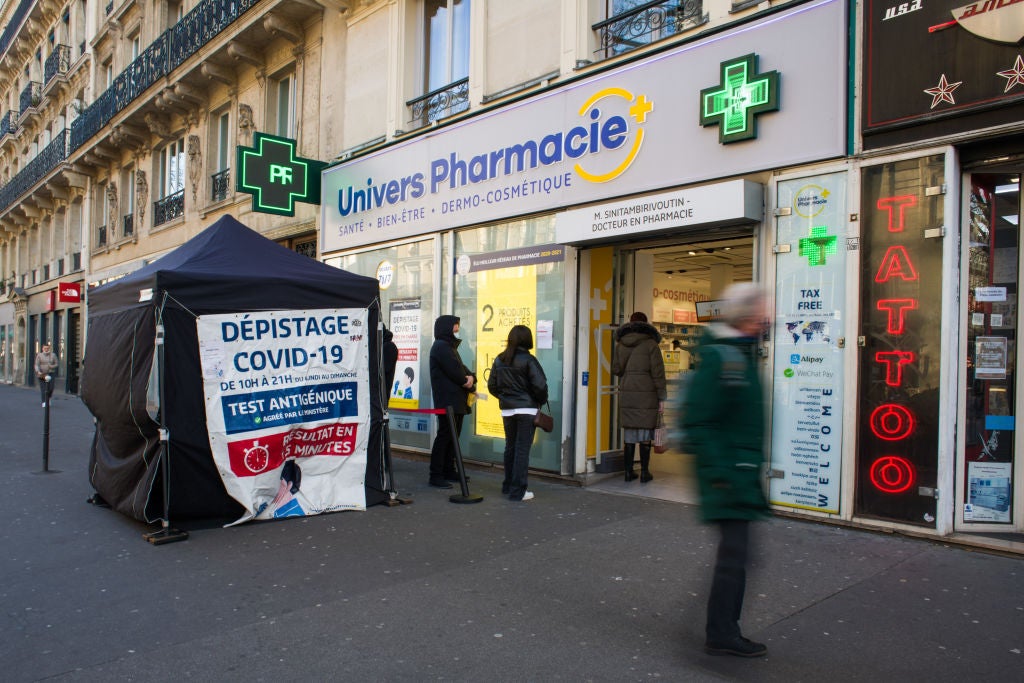 Daily Life With Vaccine Restrictions in French Capital