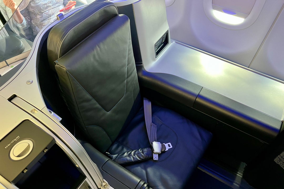 JetBlue starts muchneeded retrofit of legacy Mint businessclass seats