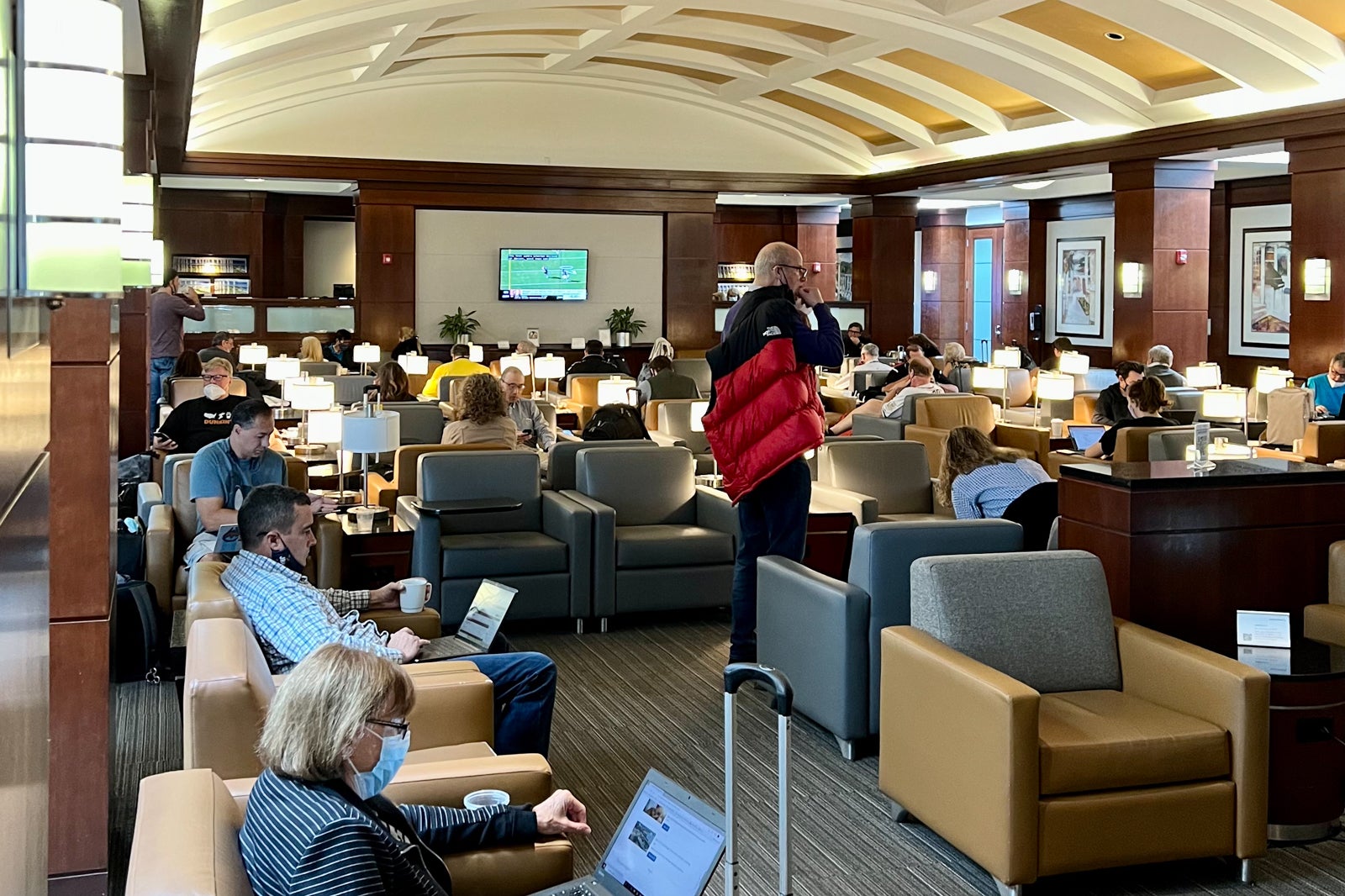 american-s-largest-charlotte-admirals-club-set-to-reopen-the-points-guy