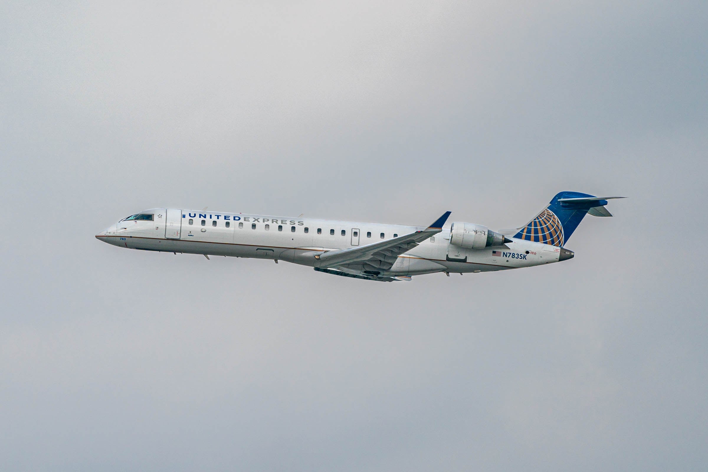 United Express SkyWest CRJ-700 LAX Clouds TPGStock-1