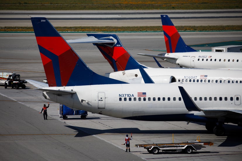 Delta's laying the groundwork for free inflight internet with latest Wi ...