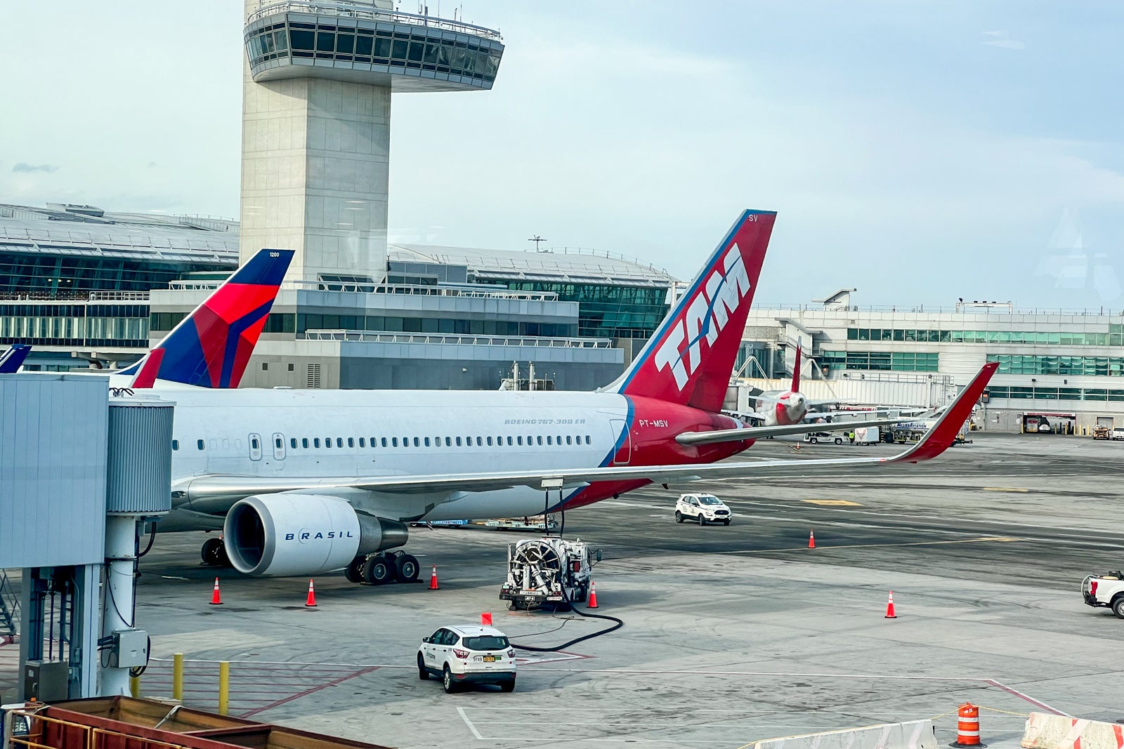 Review of LATAM business class 767-300 - The Points Guy