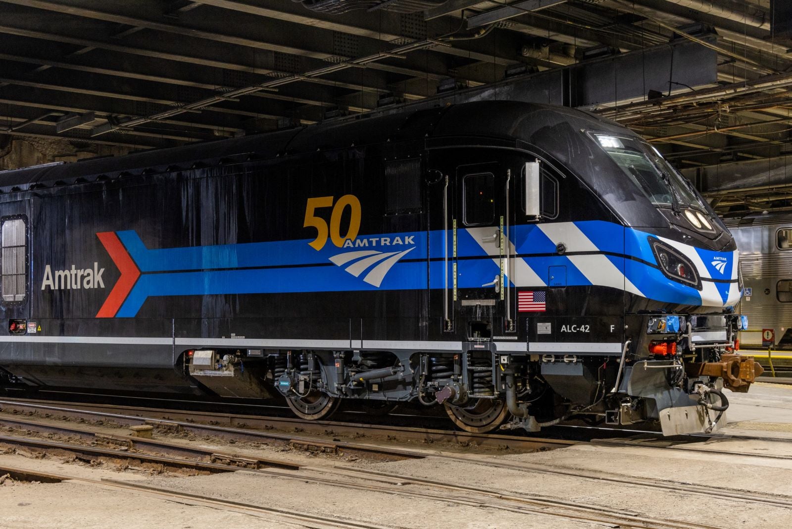 Check out the new locomotives Amtrak just rolled out on the Empire ...