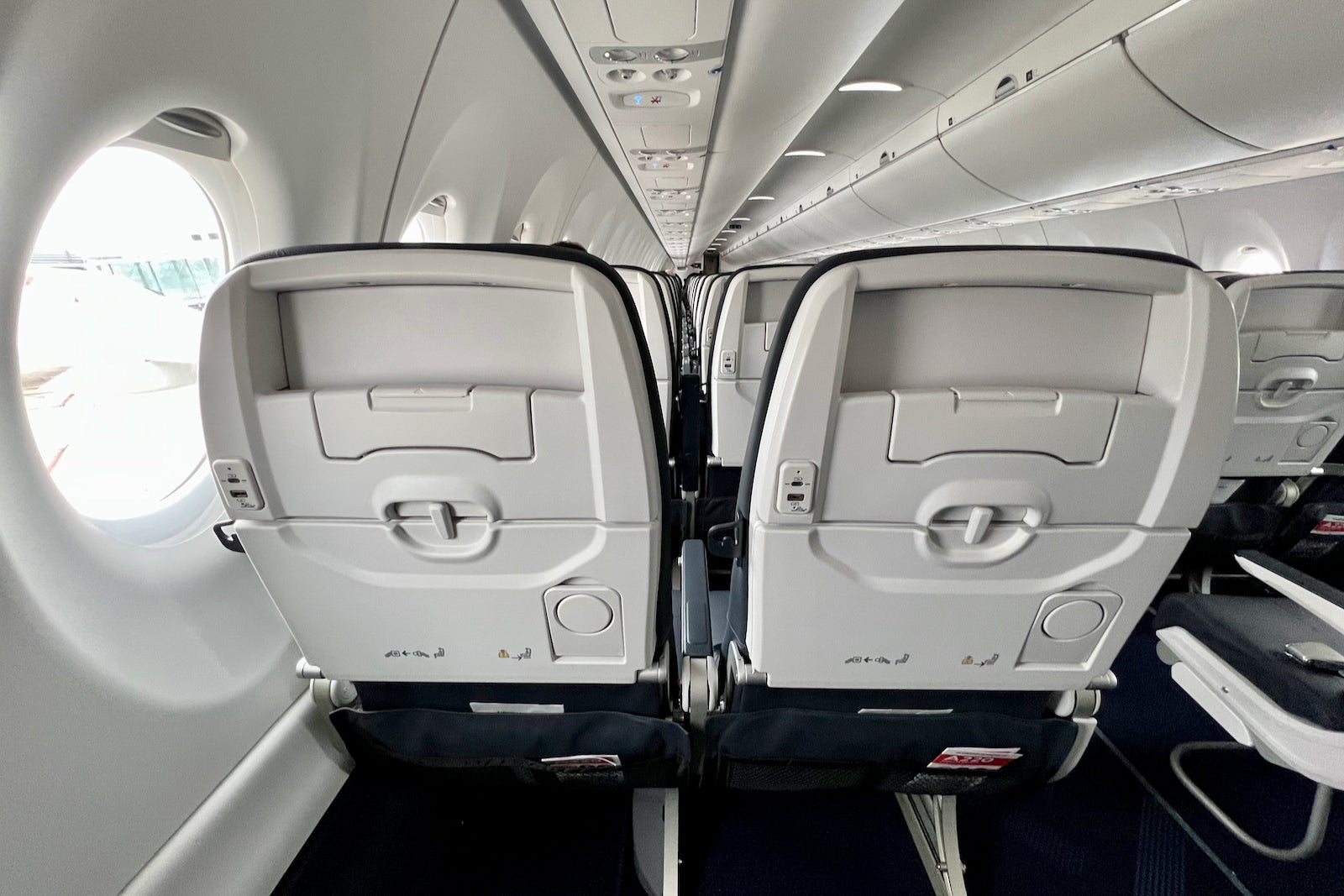 What it's like flying on Air France’s latest jet, the Airbus A220 - The ...