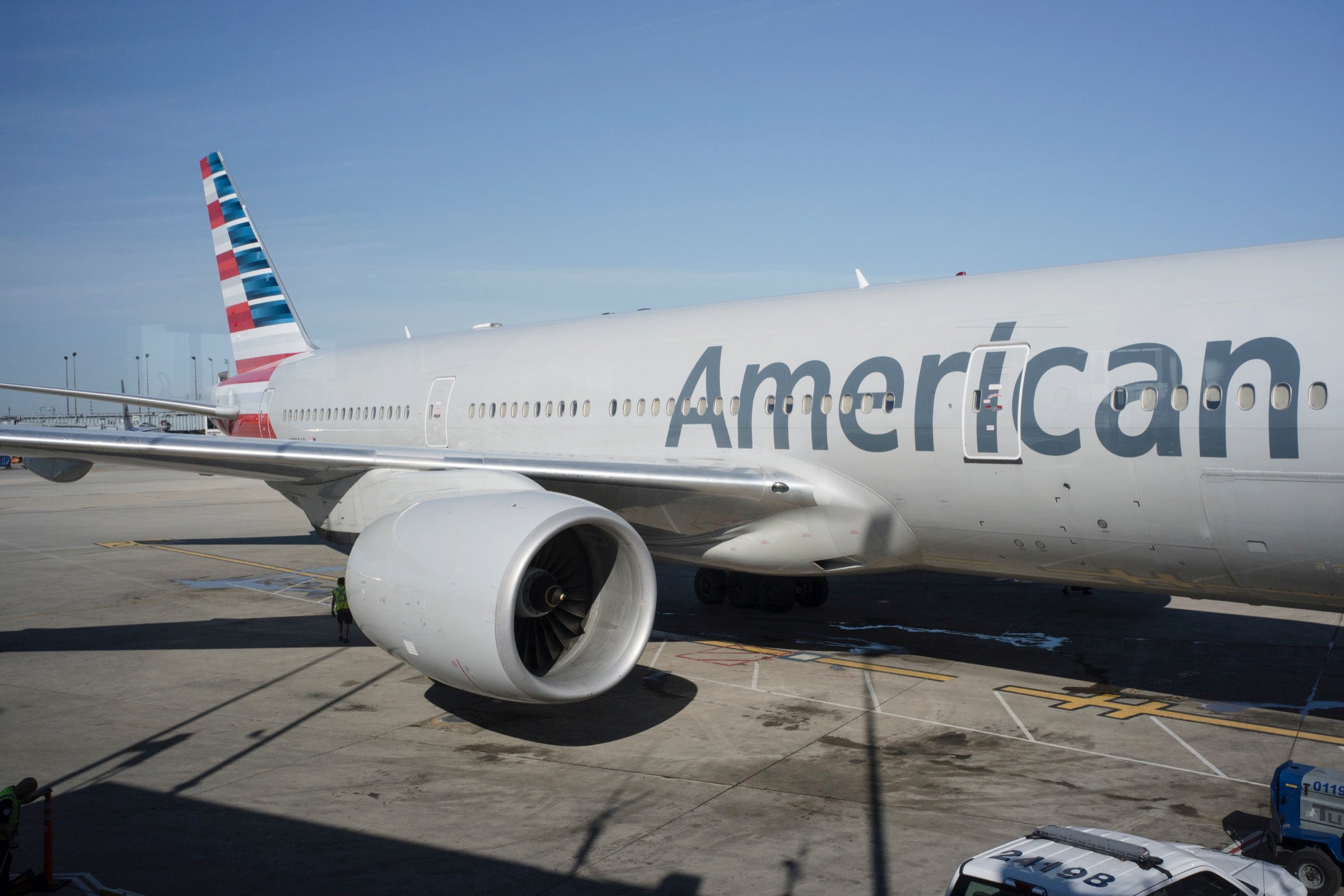 What you need to know about American Airlines lifetime flight status - The  Points Guy