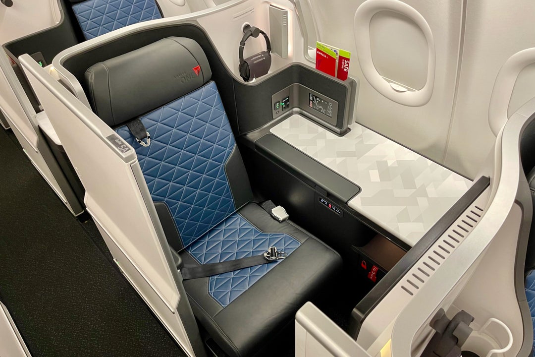 What is Delta Air Lines elite status worth in 2022? - The Points Guy