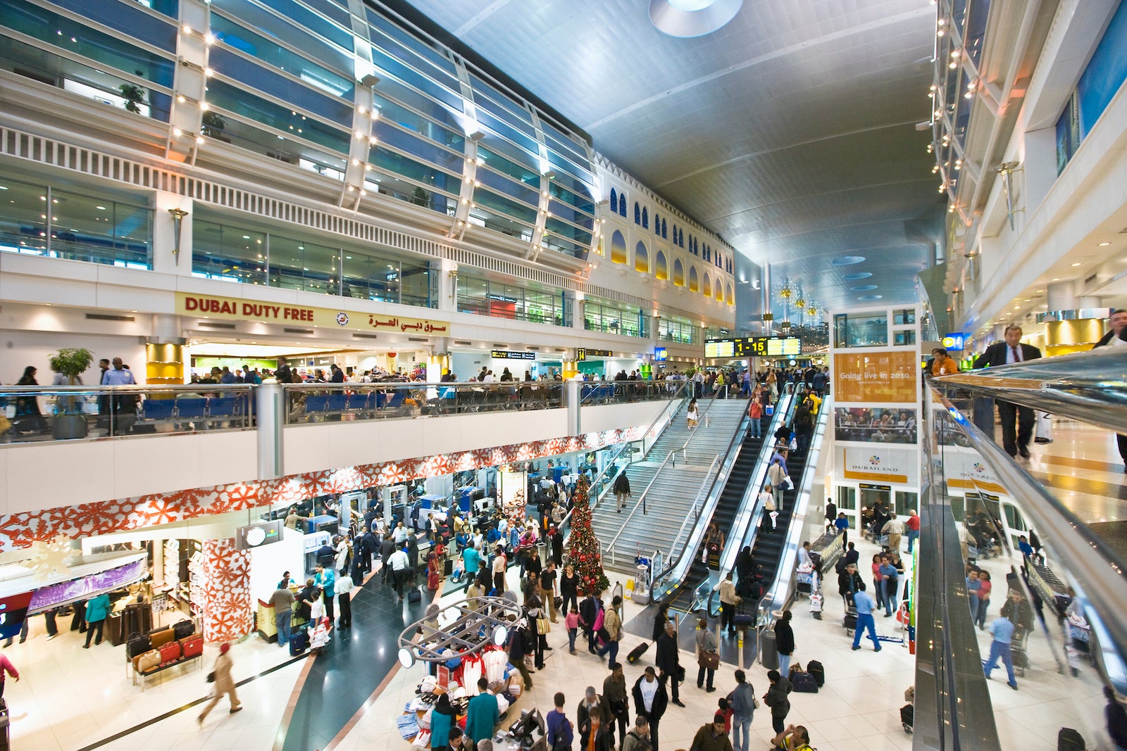 Dubai International Airport, the interior