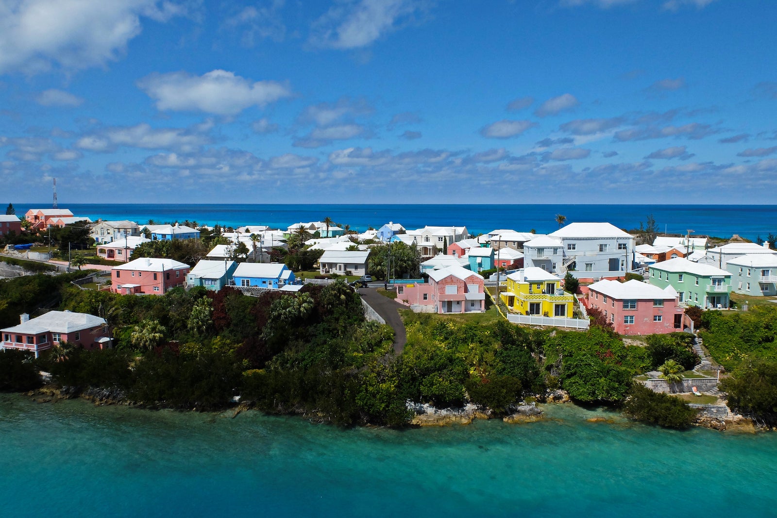 Bermuda To Drop Arrival Testing And Quarantine For Vaccinated Visitors   GettyImages 740689989 