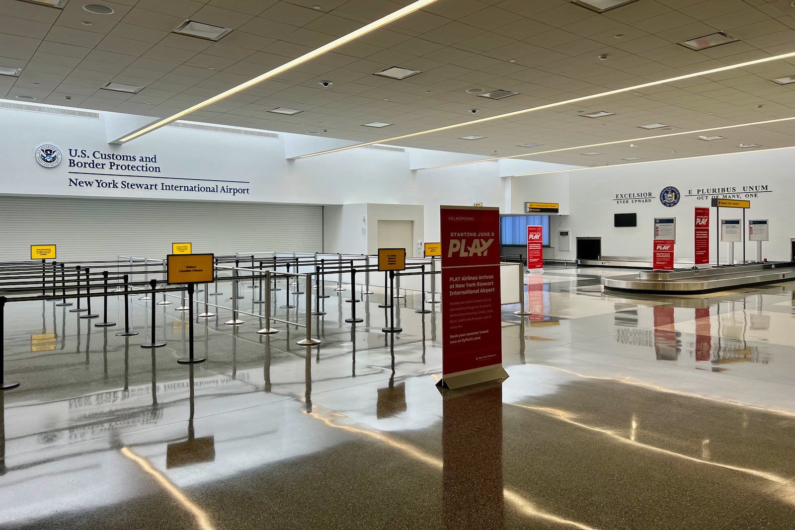 new york stewart international airport to woodbury commons