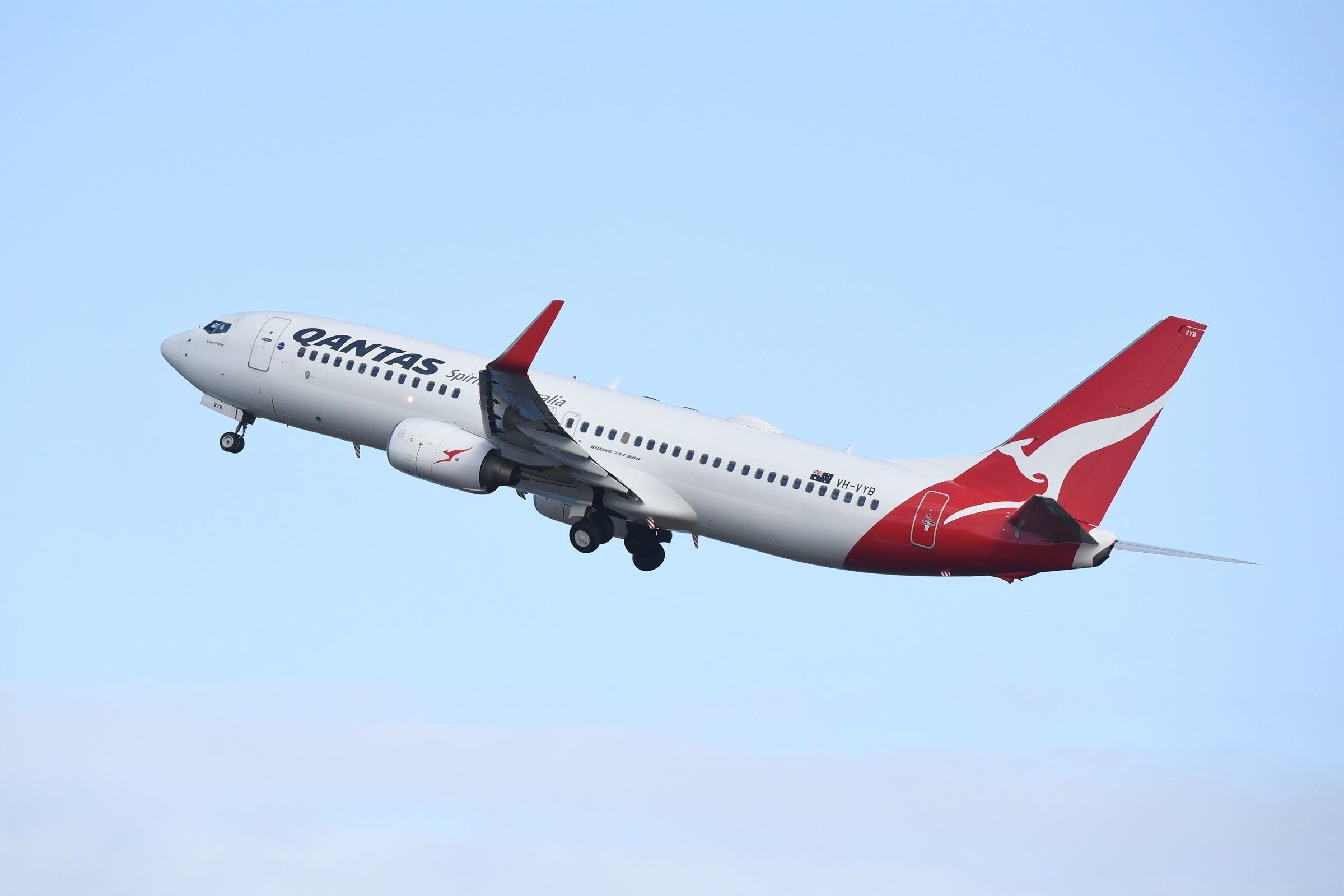 Qantas Boeing 737 in the air
