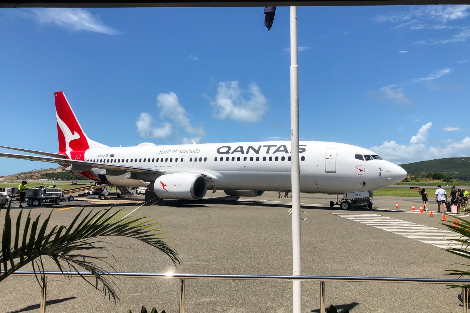 03.22.2022 Intercontinental Hayman Is ERosen Qantas plane