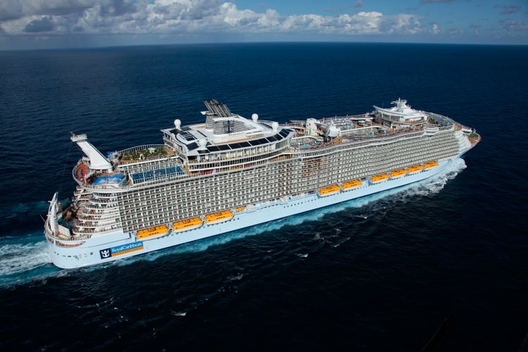 Royal Caribbean cruise ships ranked by size from biggest to smallest ...