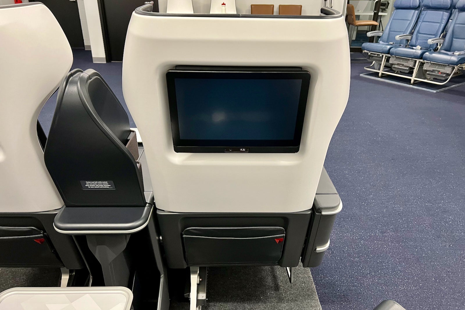 First look: Delta’s snazzy new first-class recliners that are raising ...