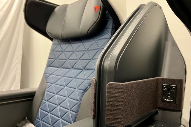 First look: Delta’s snazzy new first-class recliners - The Points Guy