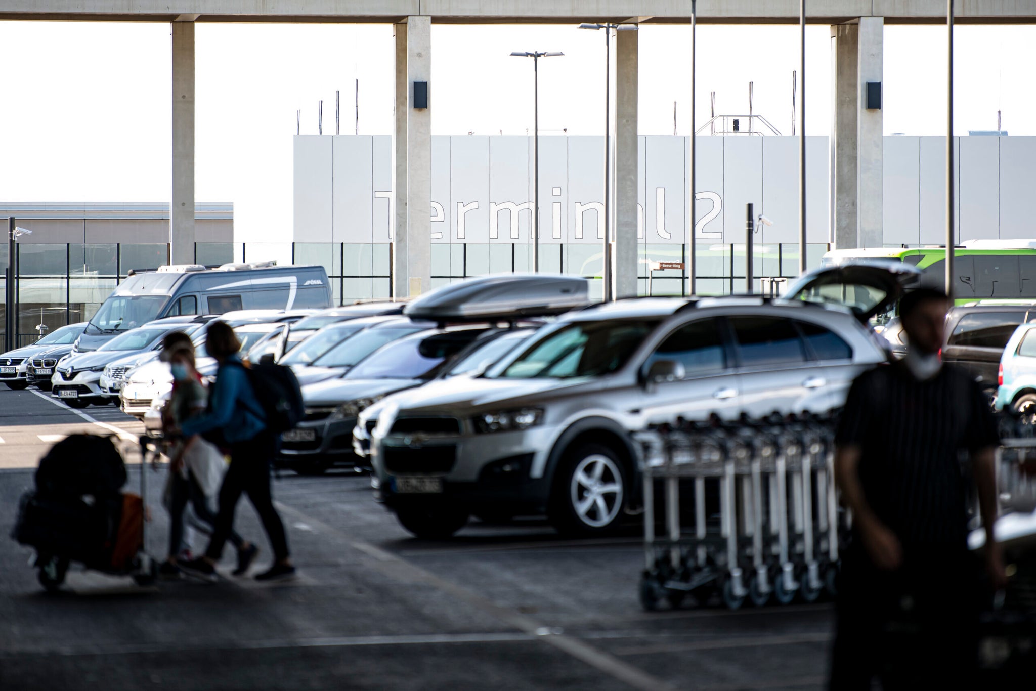 Use these tips for cheaper airport parking - The Points Guy