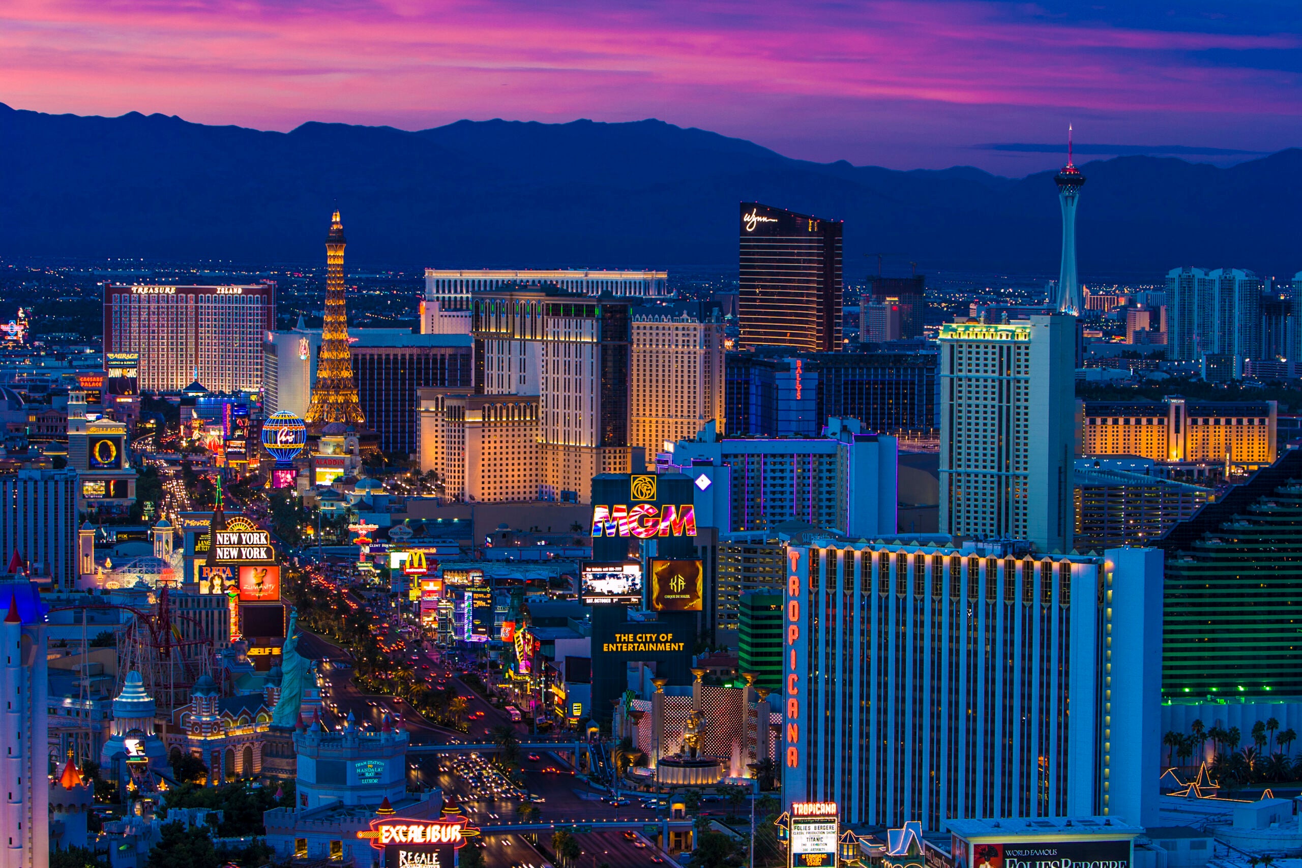 Allegiant Stadium Redefines Las Vegas Skyline With Night-Time