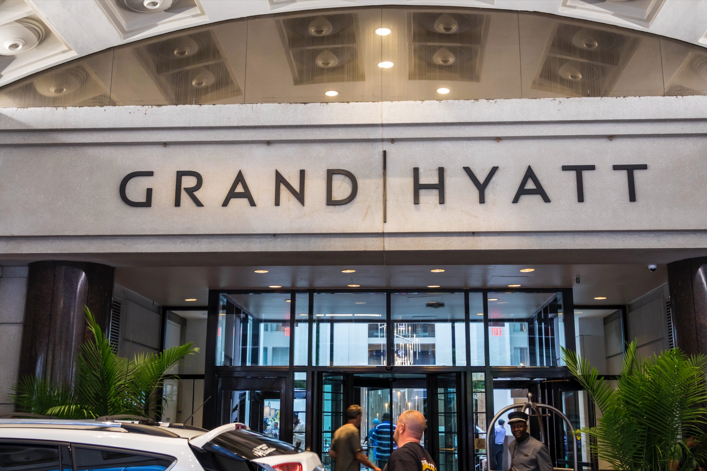 Grand Hyatt Washington DC entrance