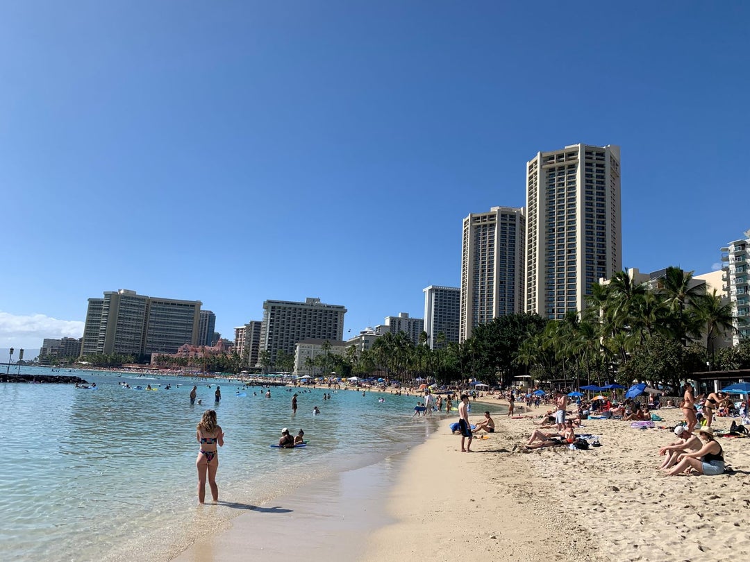 Best time to visit Hawaii for good weather and smaller crowds The
