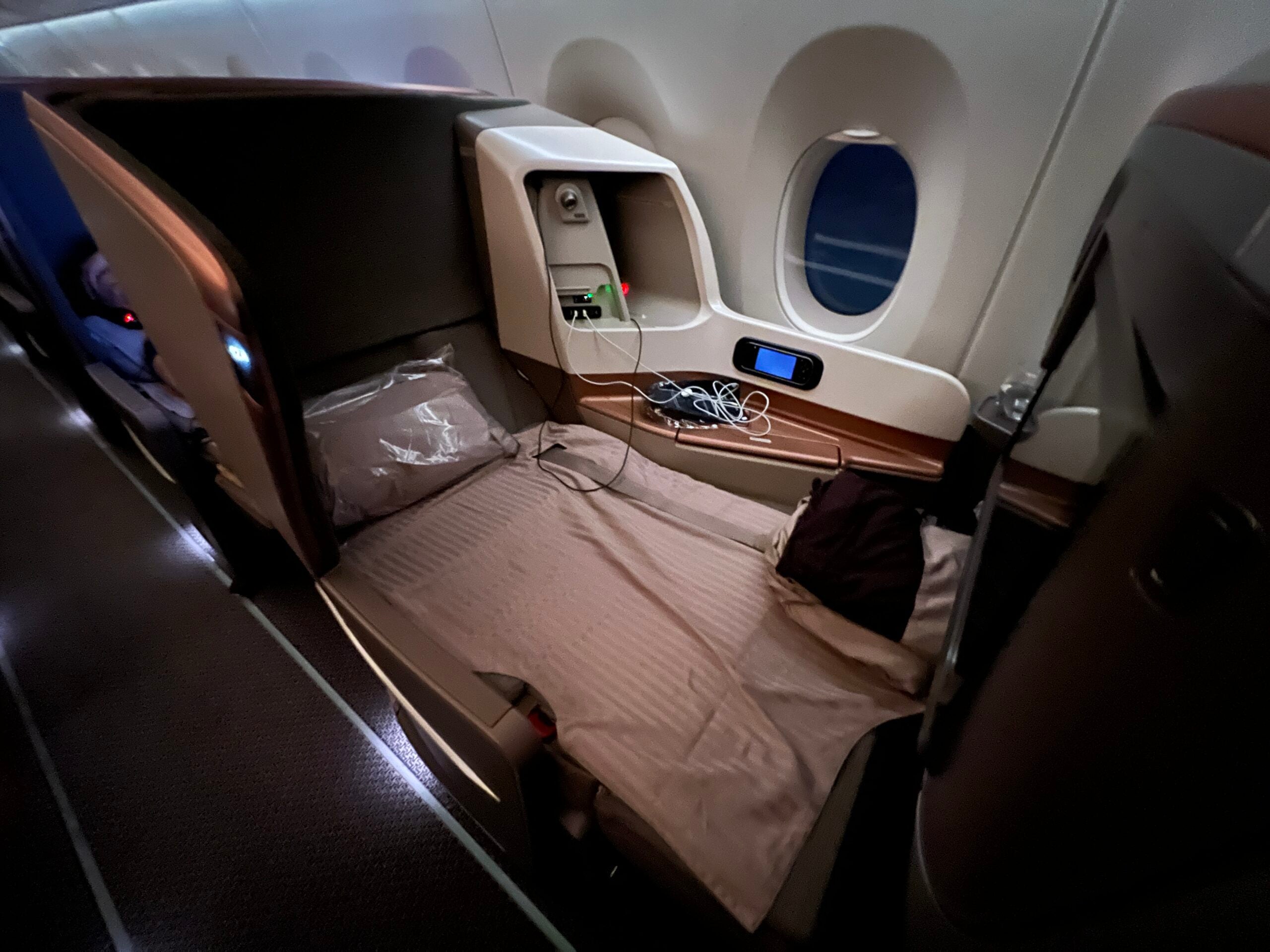 Singapore Airlines business class accommodation