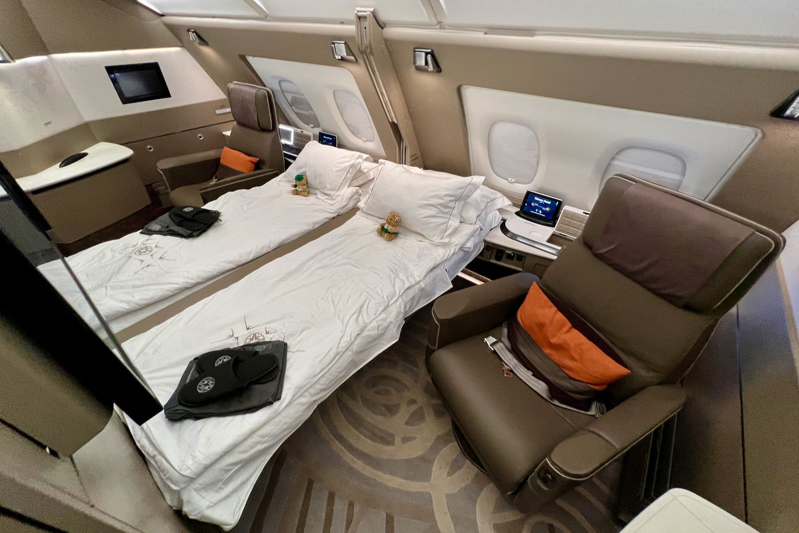 Singapore Airlines New Airbus A380 Suites First Class