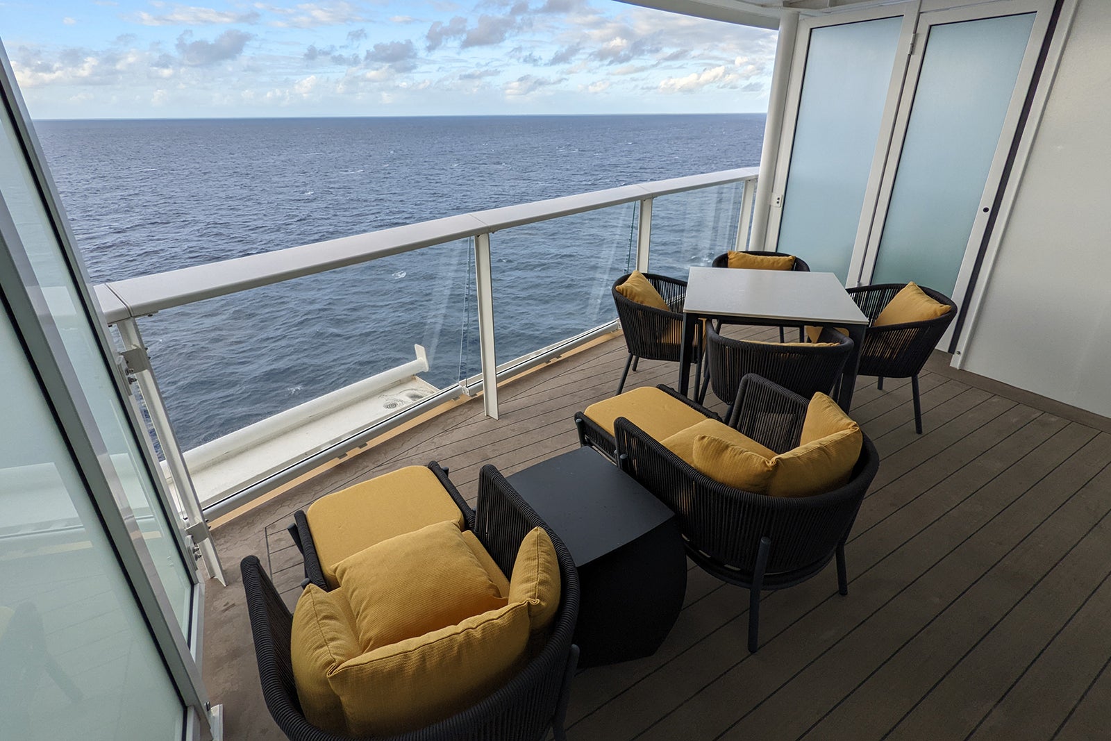 Wonder Of The Seas Itinerary, Current Position, Ship Review