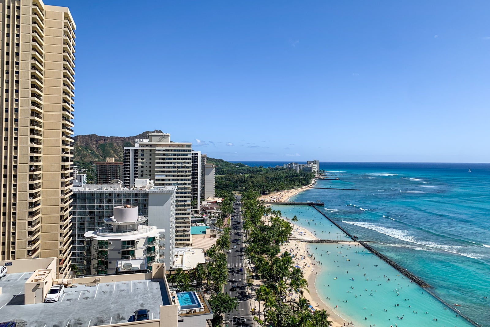 Fly from LA to Honolulu for $200 round trip