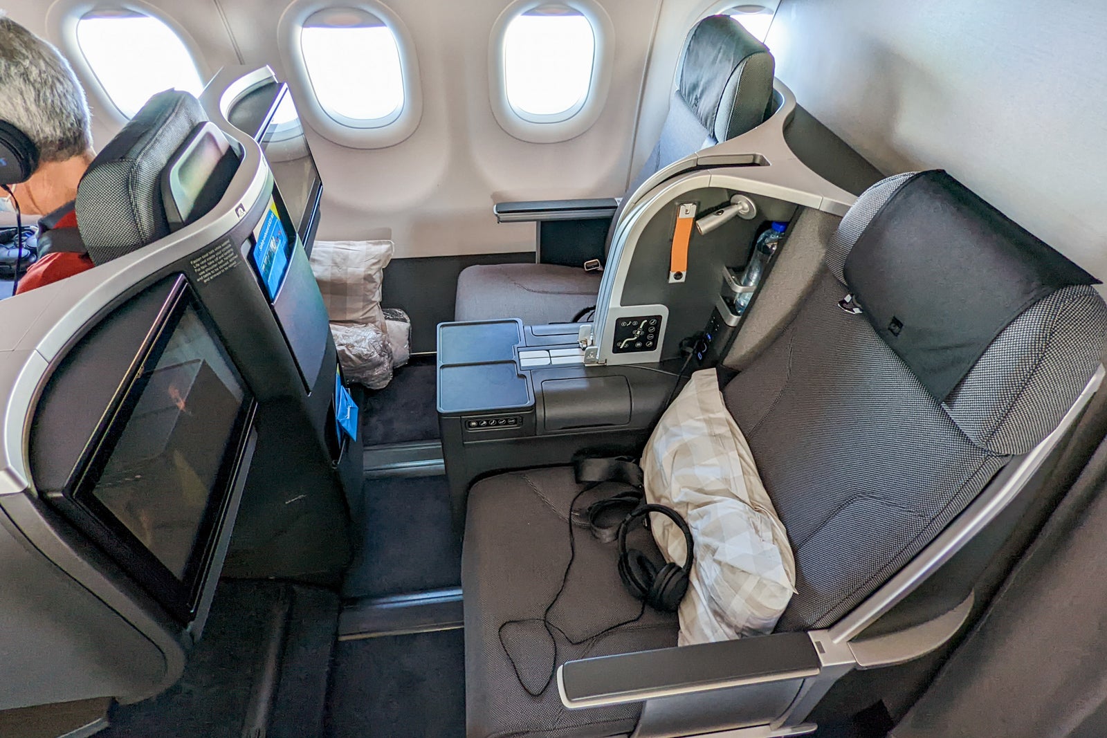 A game of thrones: Flying business class on Scandinavian Airlines' new ...