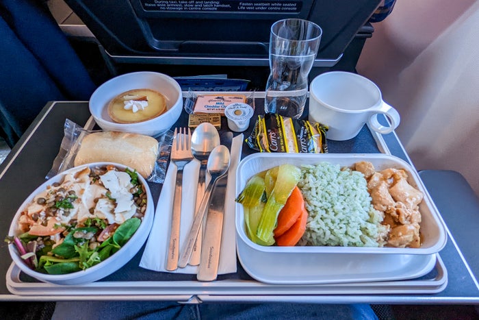 Flying premium economy on Scandinavian Airlines' new A321LR from ...