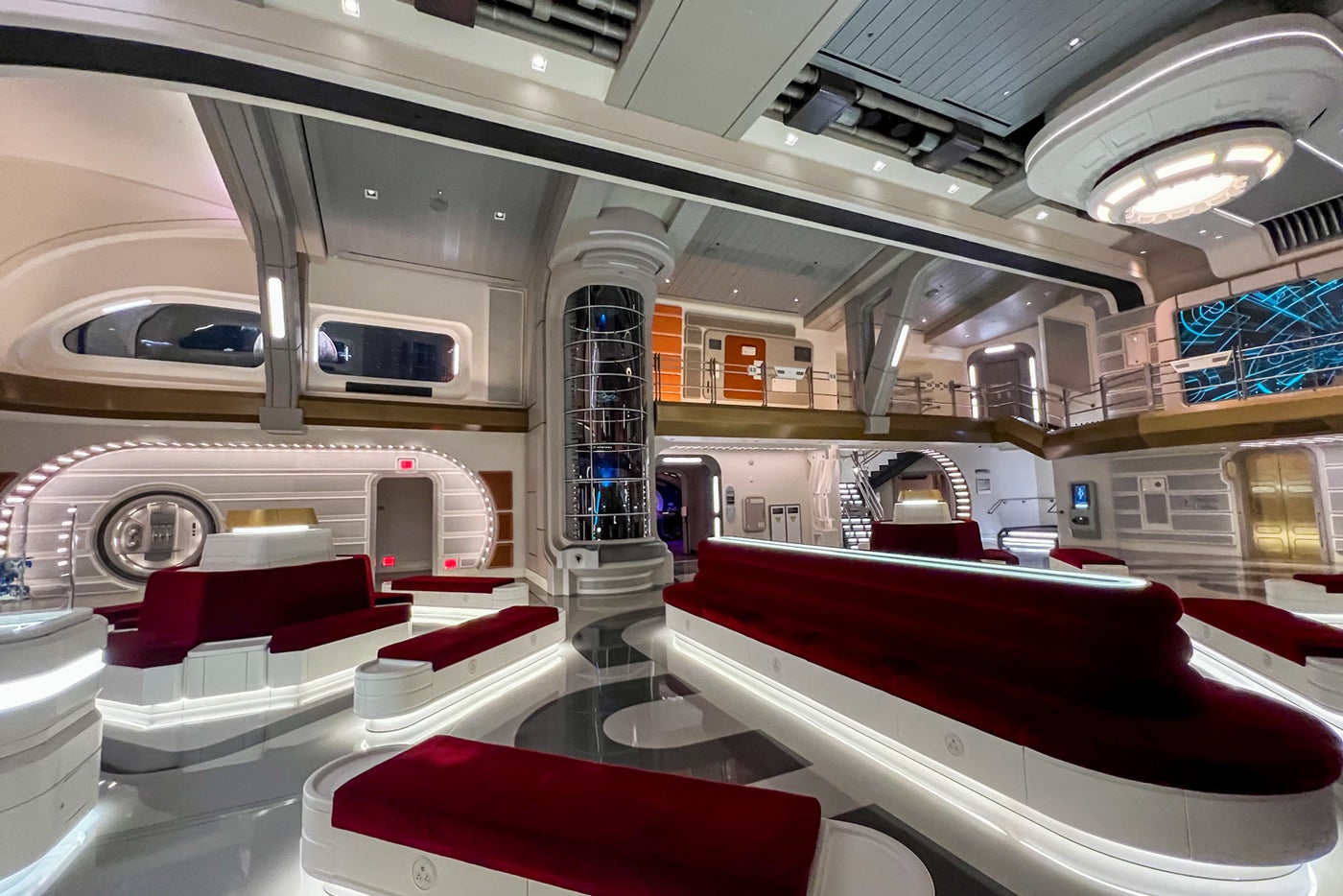 Is the new Star Wars: Galactic Starcruiser 'hotel' worth it?