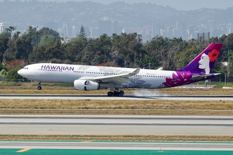 Hawaiian Airlines baggage fees and how to avoid paying them The