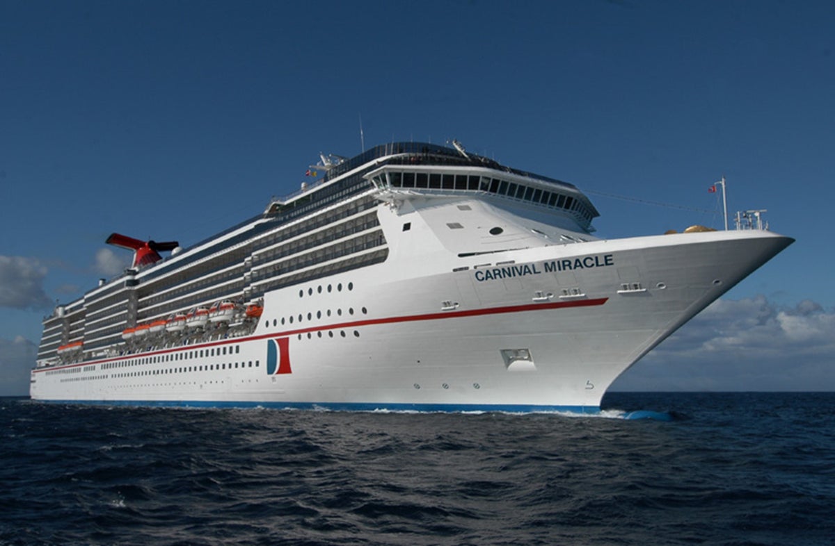 carnival cruise vaccine guidelines