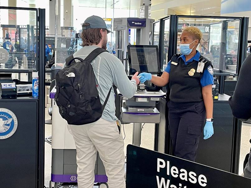 Saturday Marks 20 Years Since First TSA Checkpoint Opened - The Points Guy