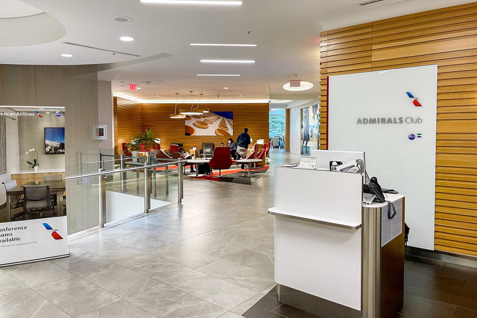 American Airlines Admirals Club MIA