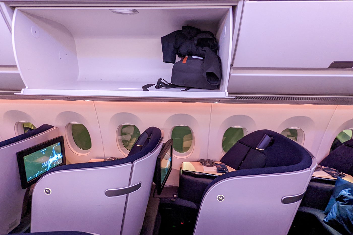 A review of Finnair's new business class from Helsinki to Singapore