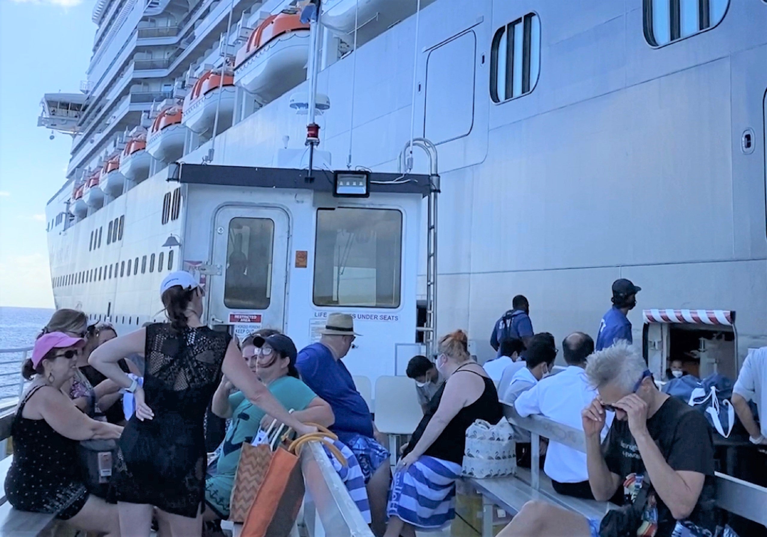 cruise ship boats to shore