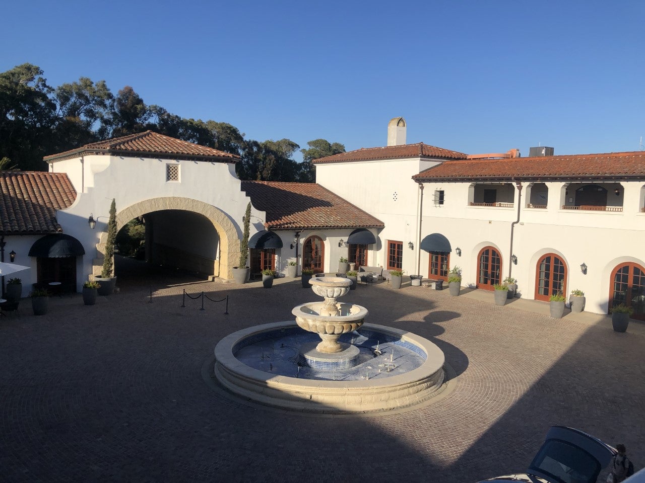 The Ritz-Carlton Bacara, Santa Barbara Bacara driveway